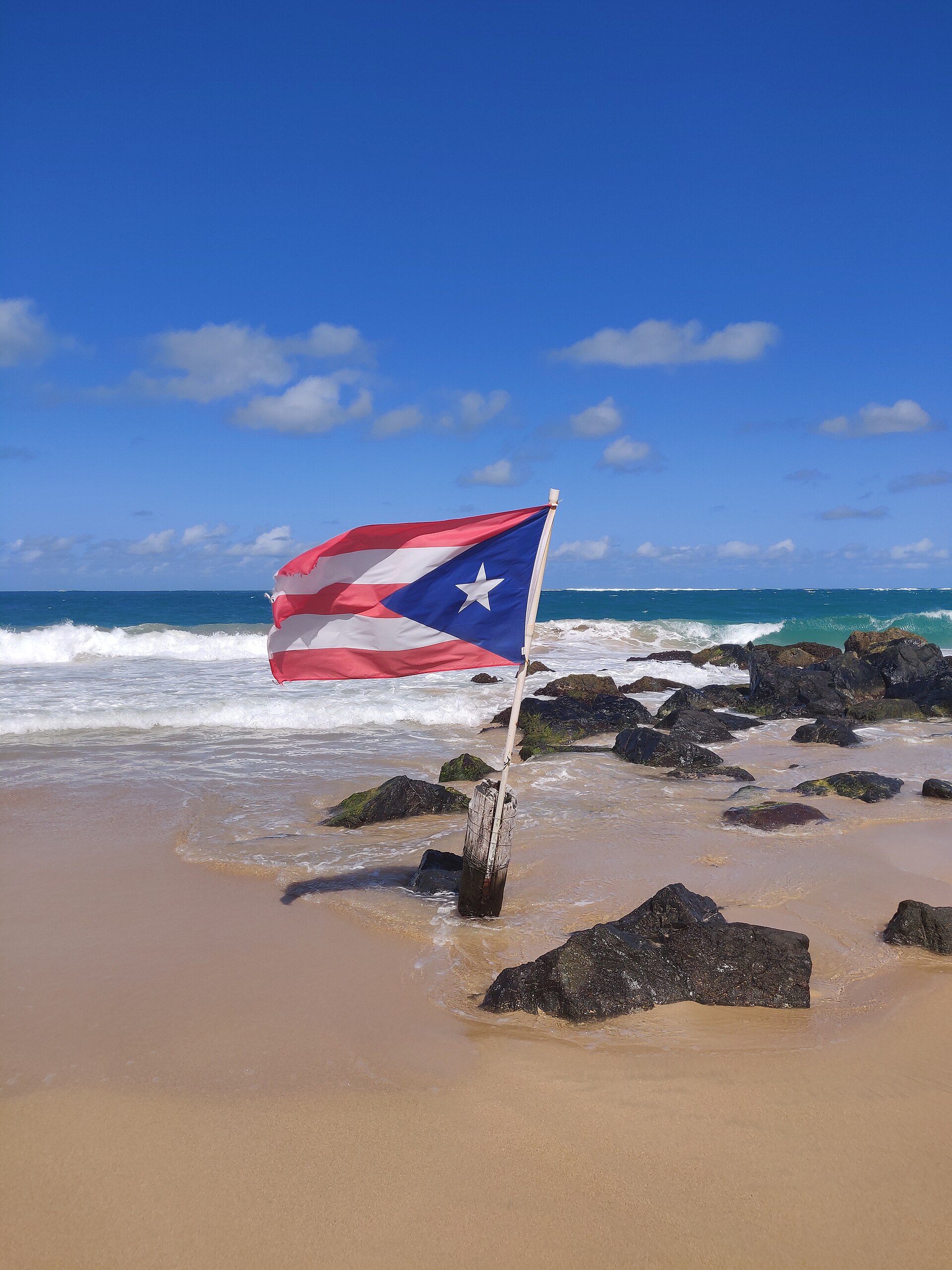 Caribe Hilton oceanfront and beach in San Juan