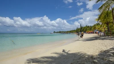 About West Bay Beach - Roatan, Honduras | Island House Roatan