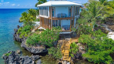 Roatan Life Vacation Rentals: Villa Aire Agua in West End – Roatan Vacation Rentals & Property Management