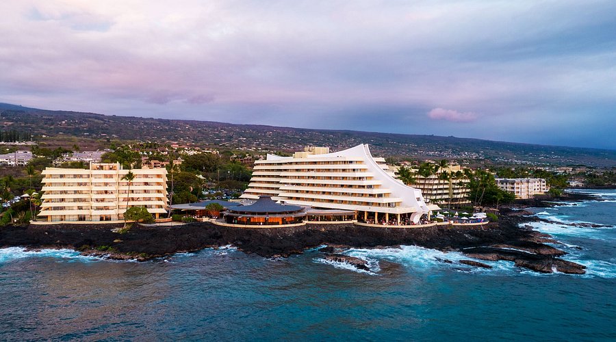 Royal Kona Resort on the water in Kailua-Kona